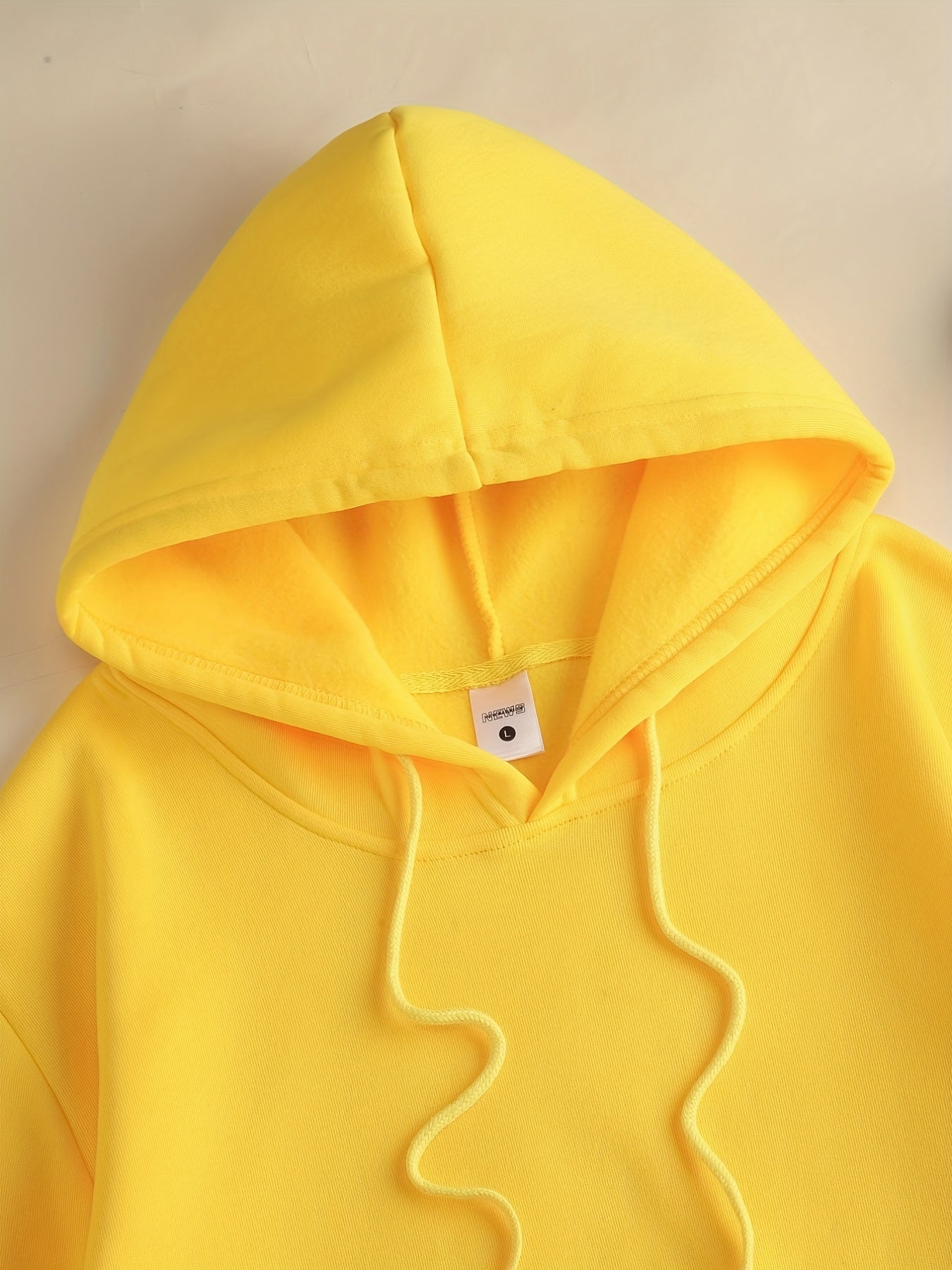 Men’s Cartoon Bear Graphic Hoodie – Casual Pullover with Kangaroo Pocket